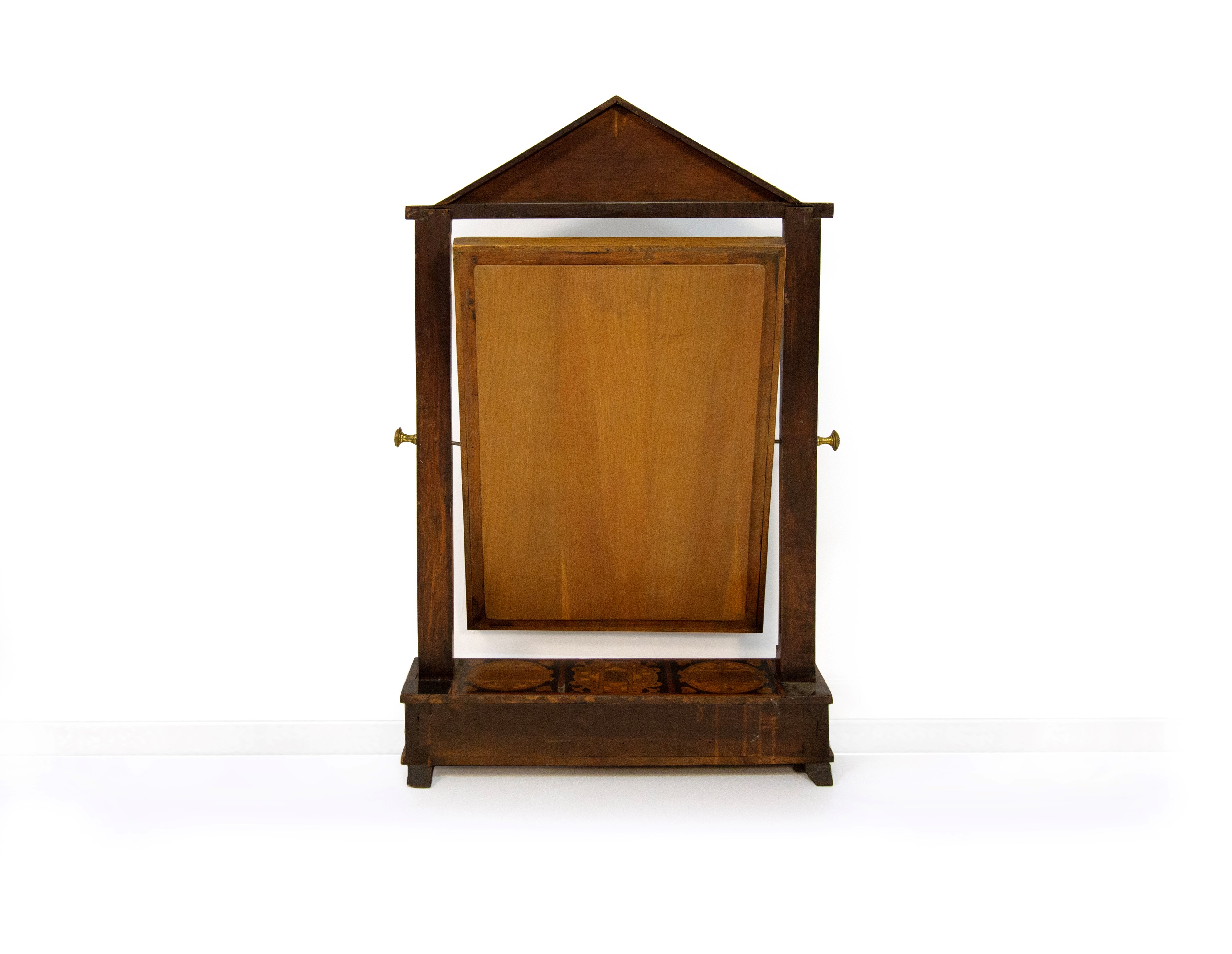 Psiche da tavolo in noce e intarsi in legni diversi