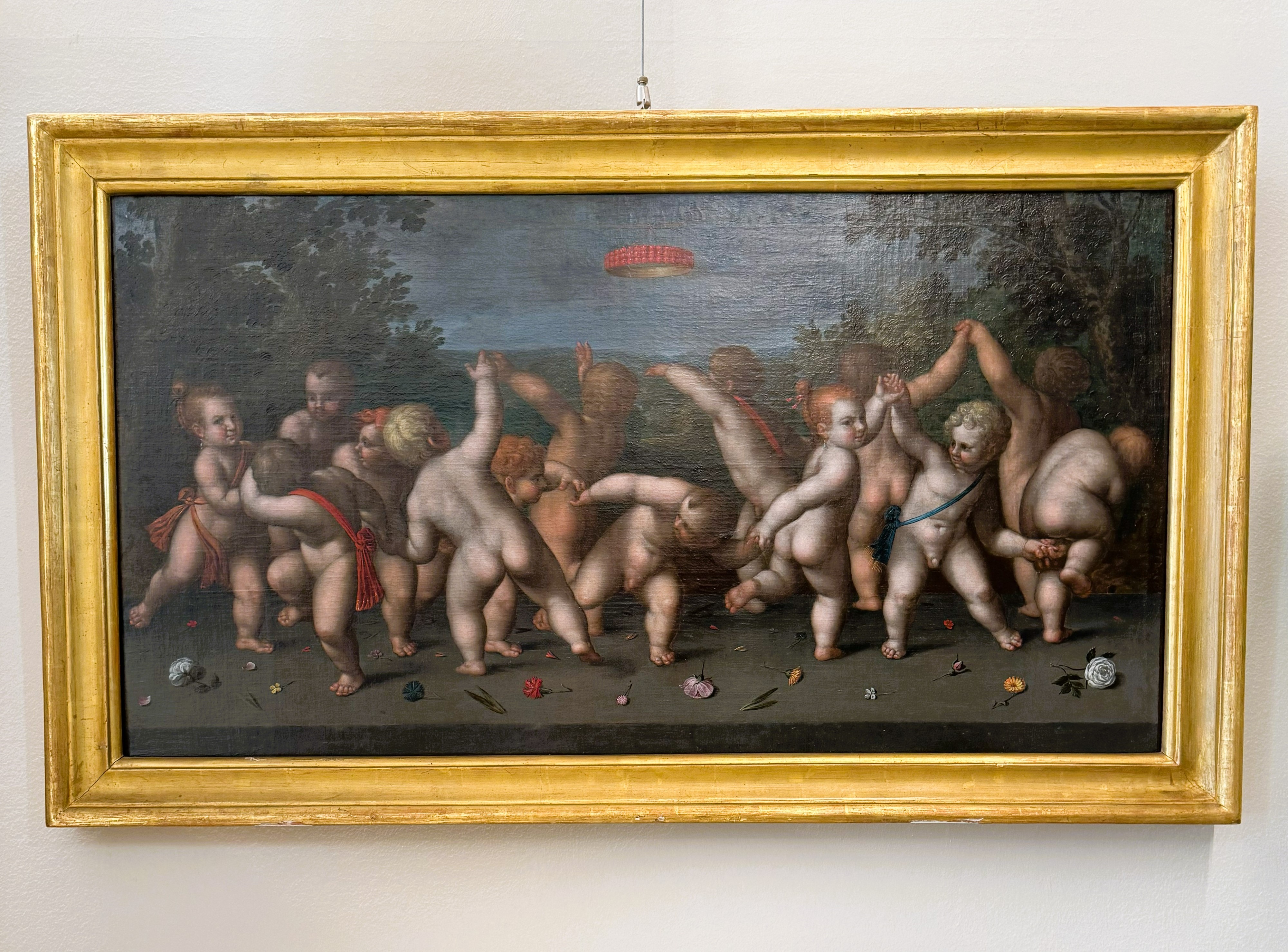 a) Girotondo di fanciulli b) Danza di fanciulli sotto una corona di coralli