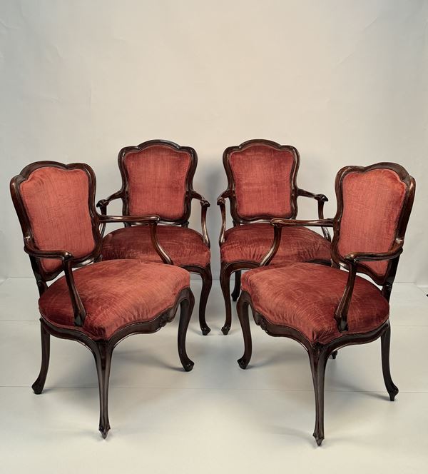 Quattro poltroncine in noce, Venezia