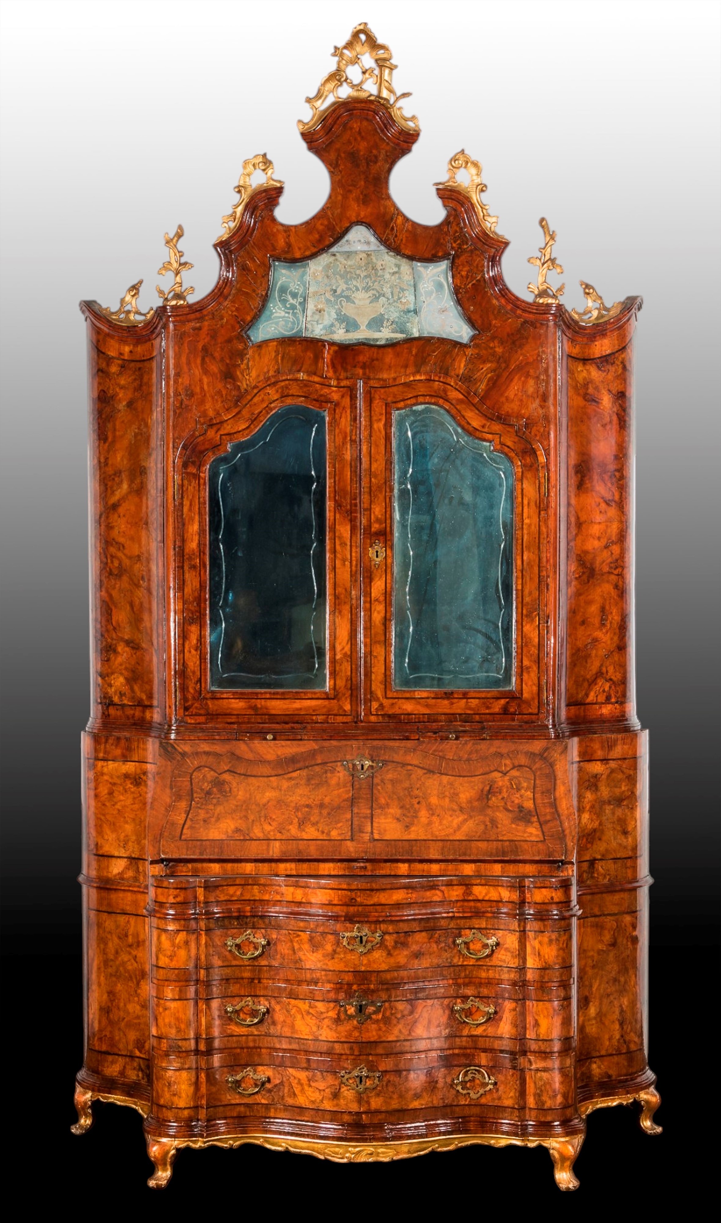 Cassettone a ribalta con alzata