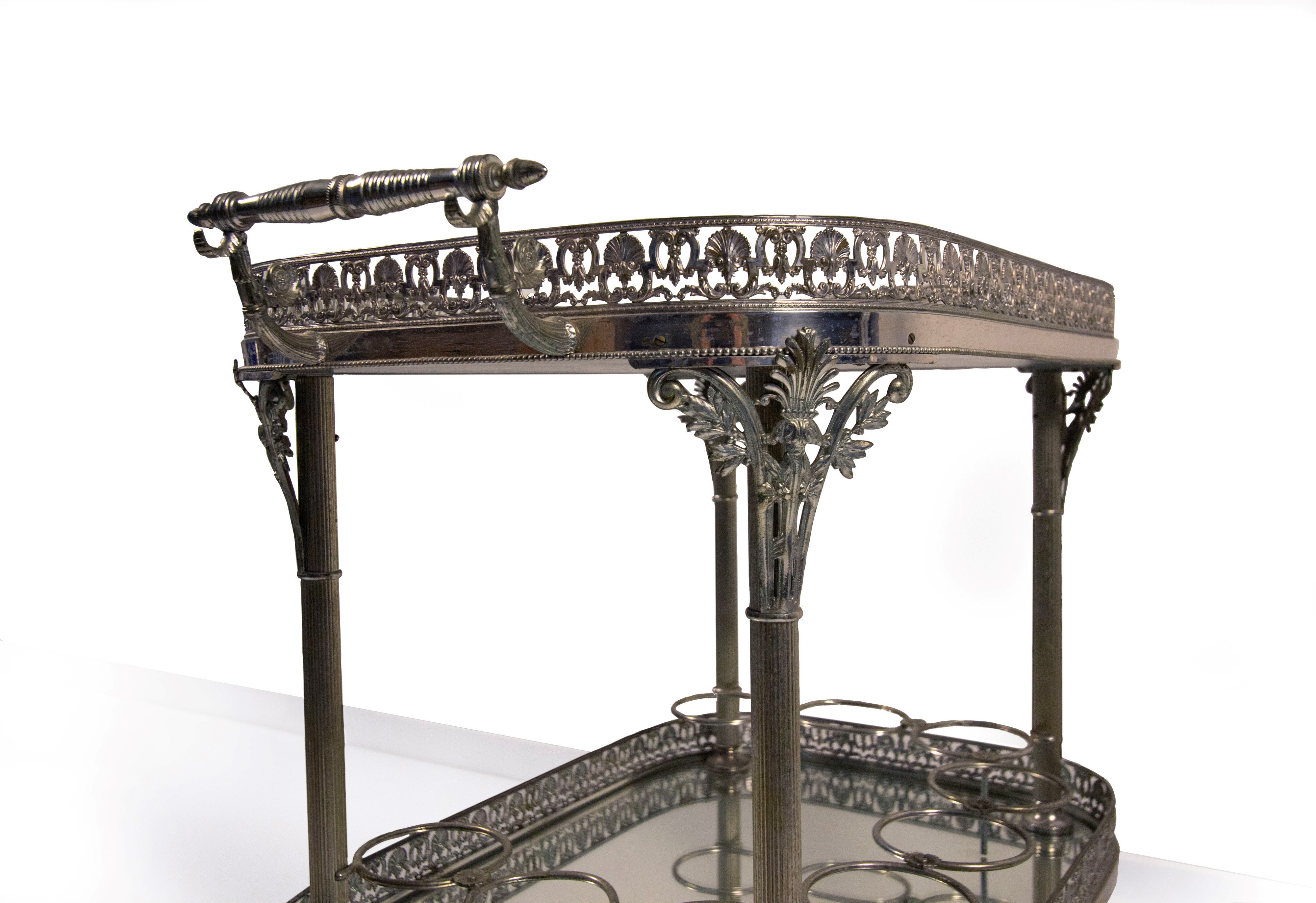 Carrello portavivande in metallo argentato