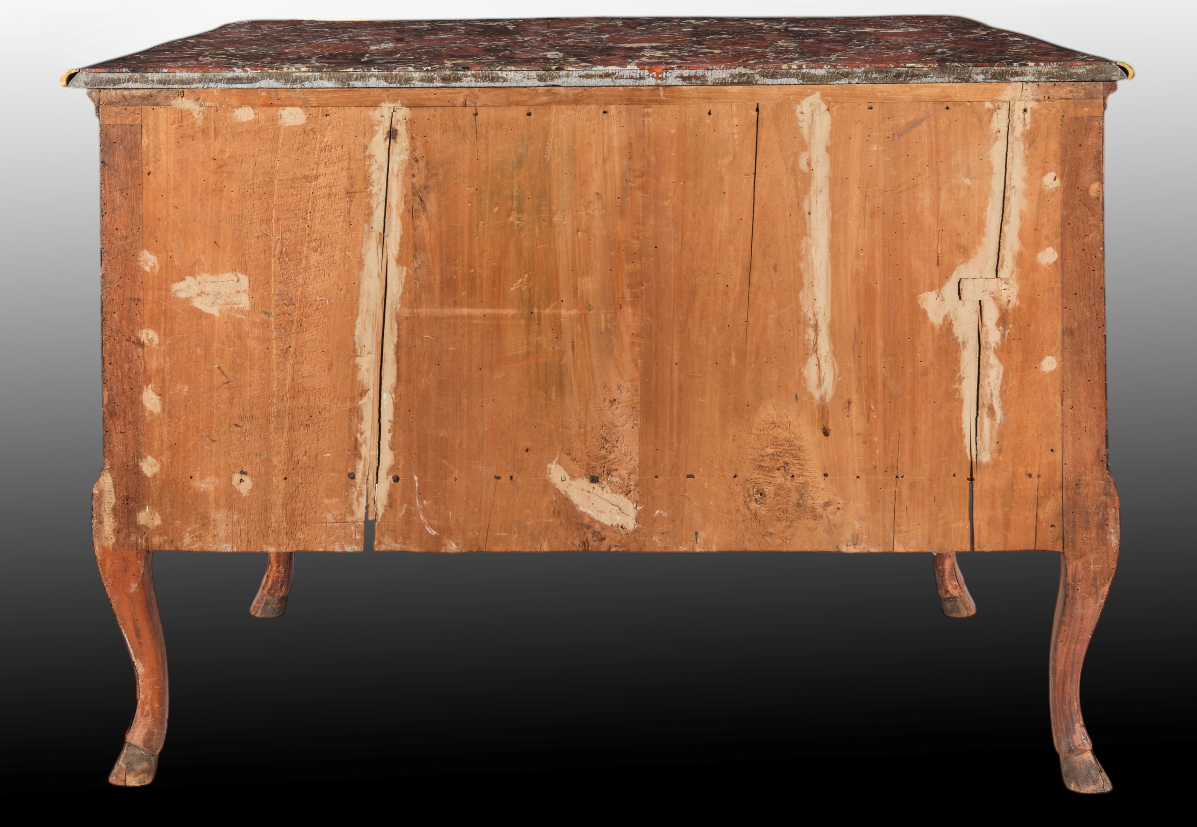 Cassettone intarsiato a marqueterie in legni diversi, Roma