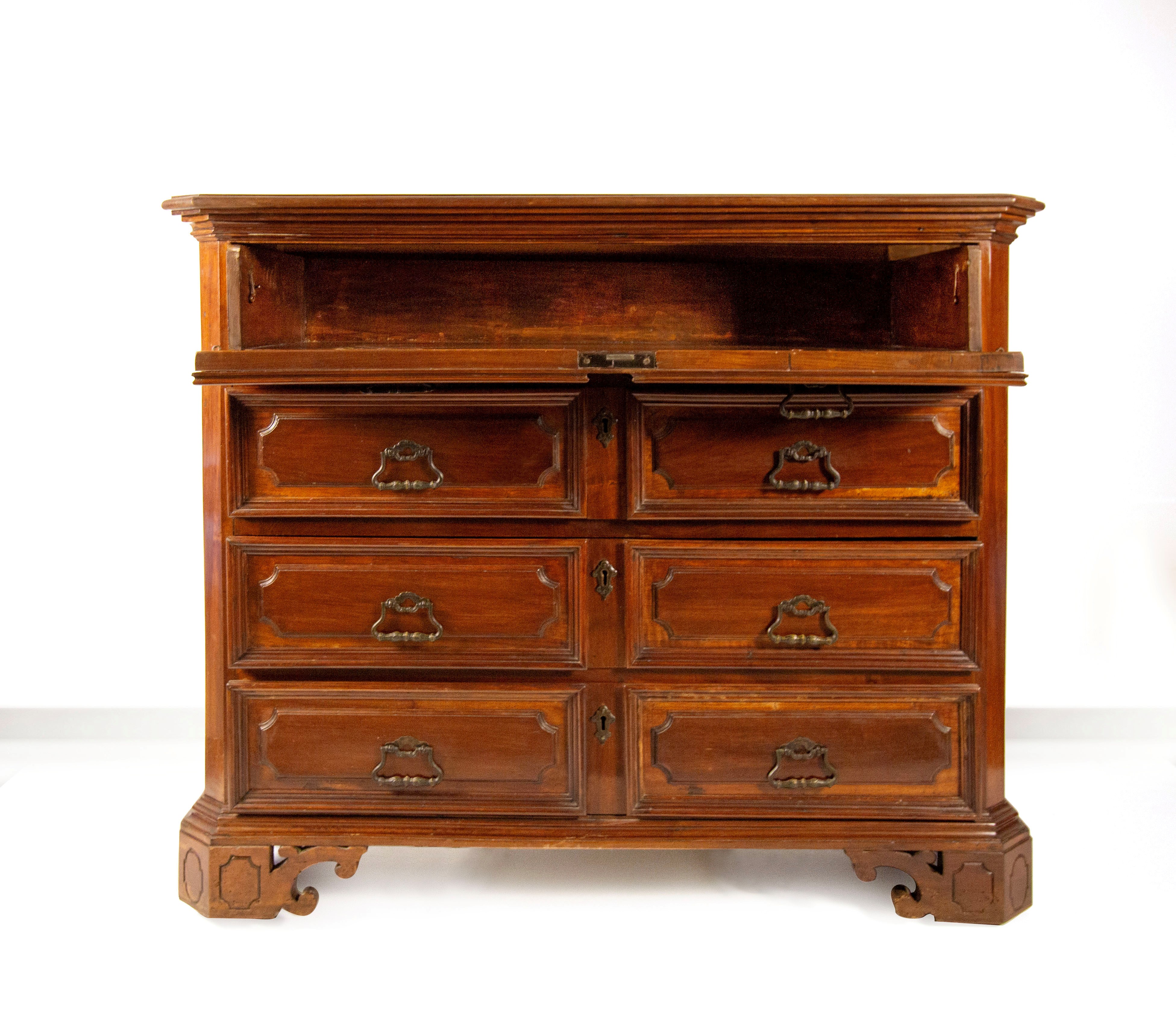 Canterano in noce, Lombardia