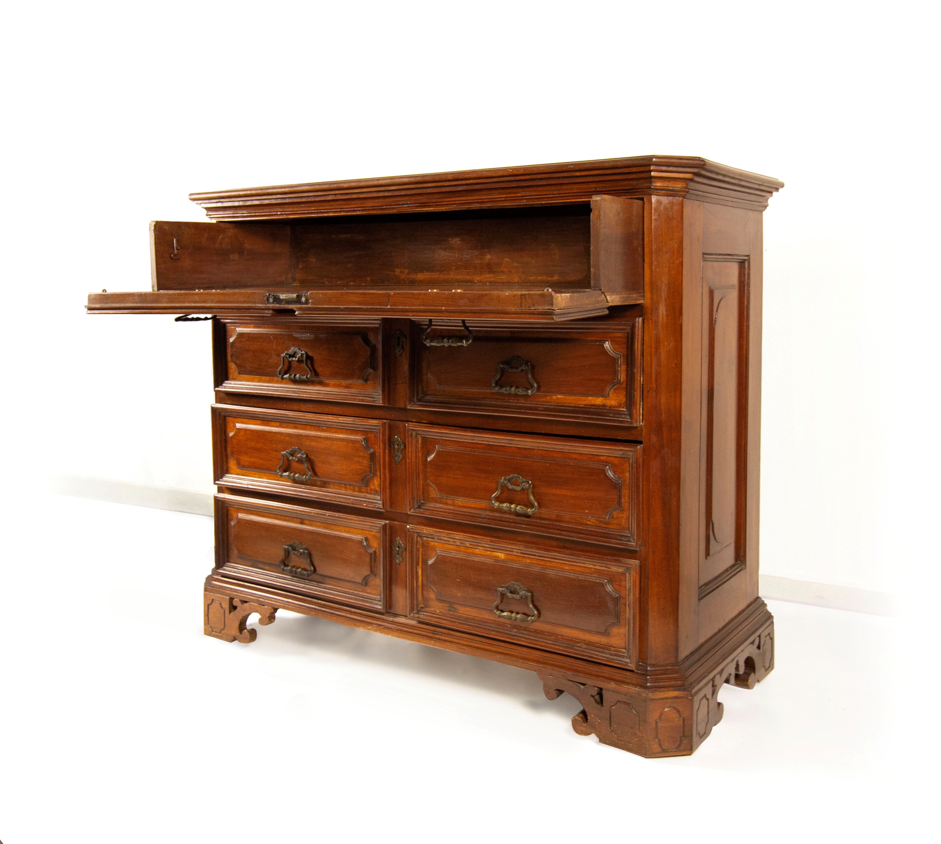 Canterano in noce, Lombardia