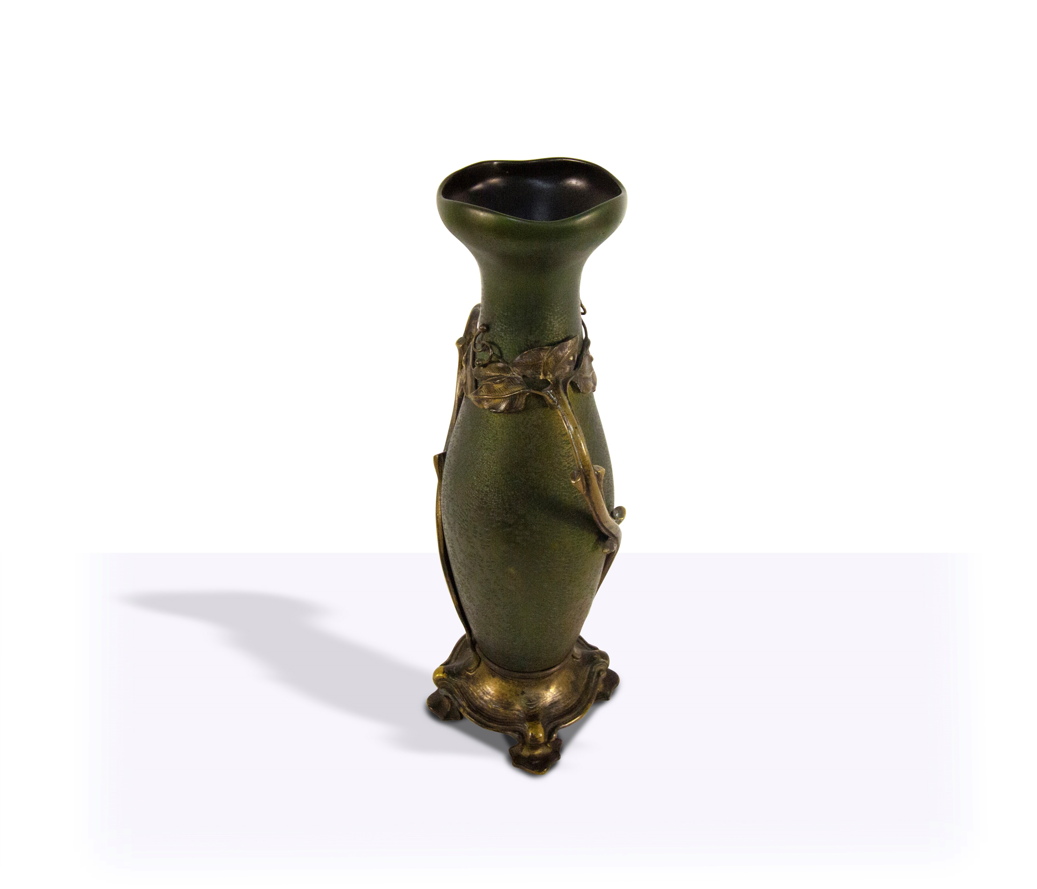 Vaso in ceramica e bronzo dorato, Francia