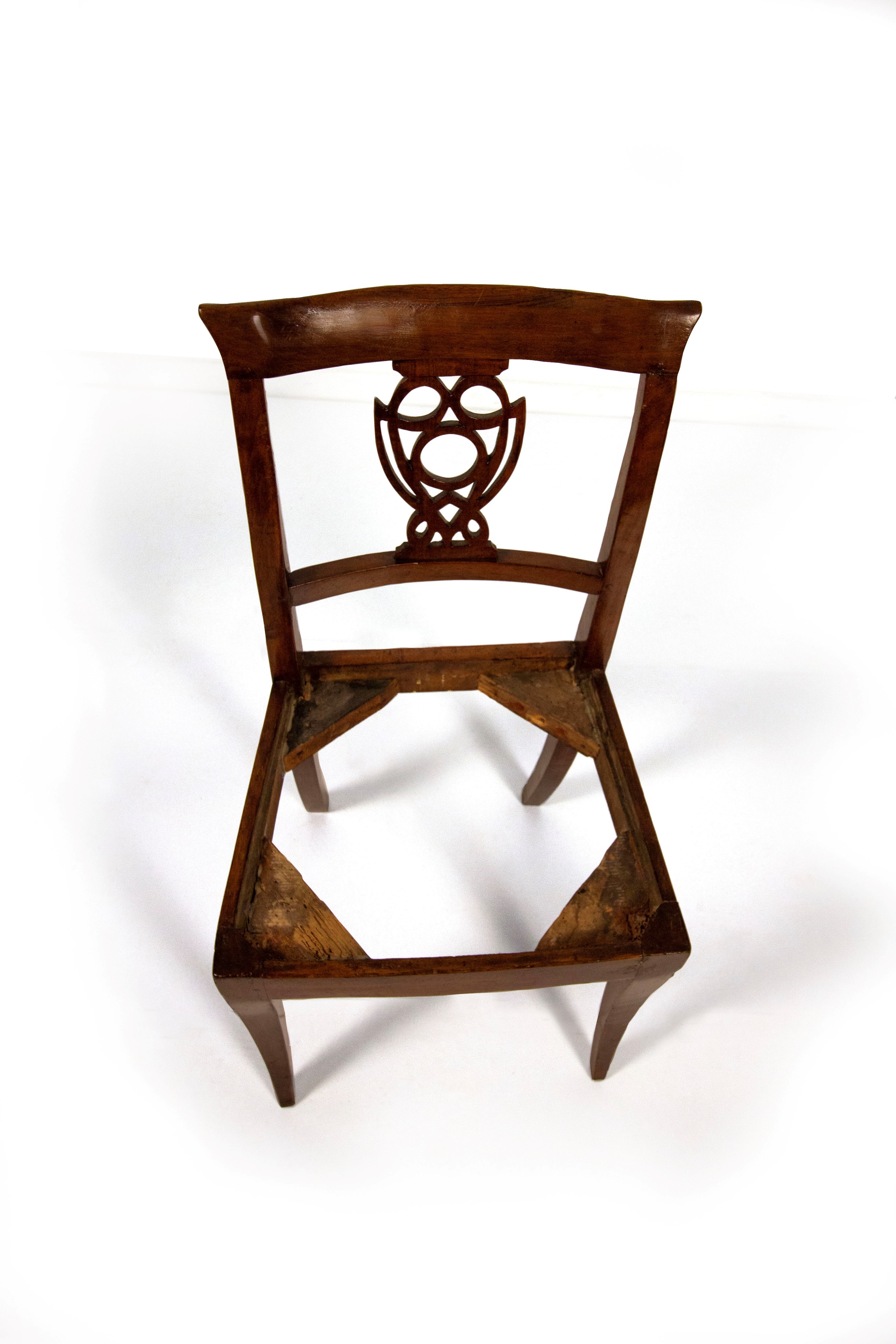 Quattro sedie in noce, Veneto