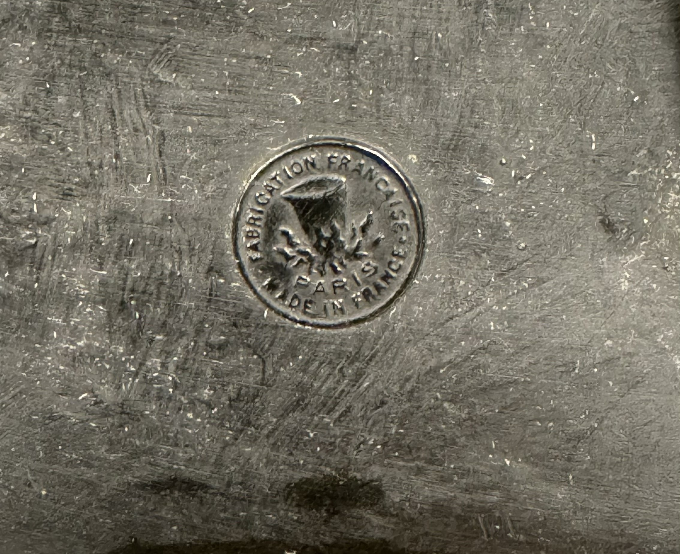 Orologio da tavolo in antimonio, Francia