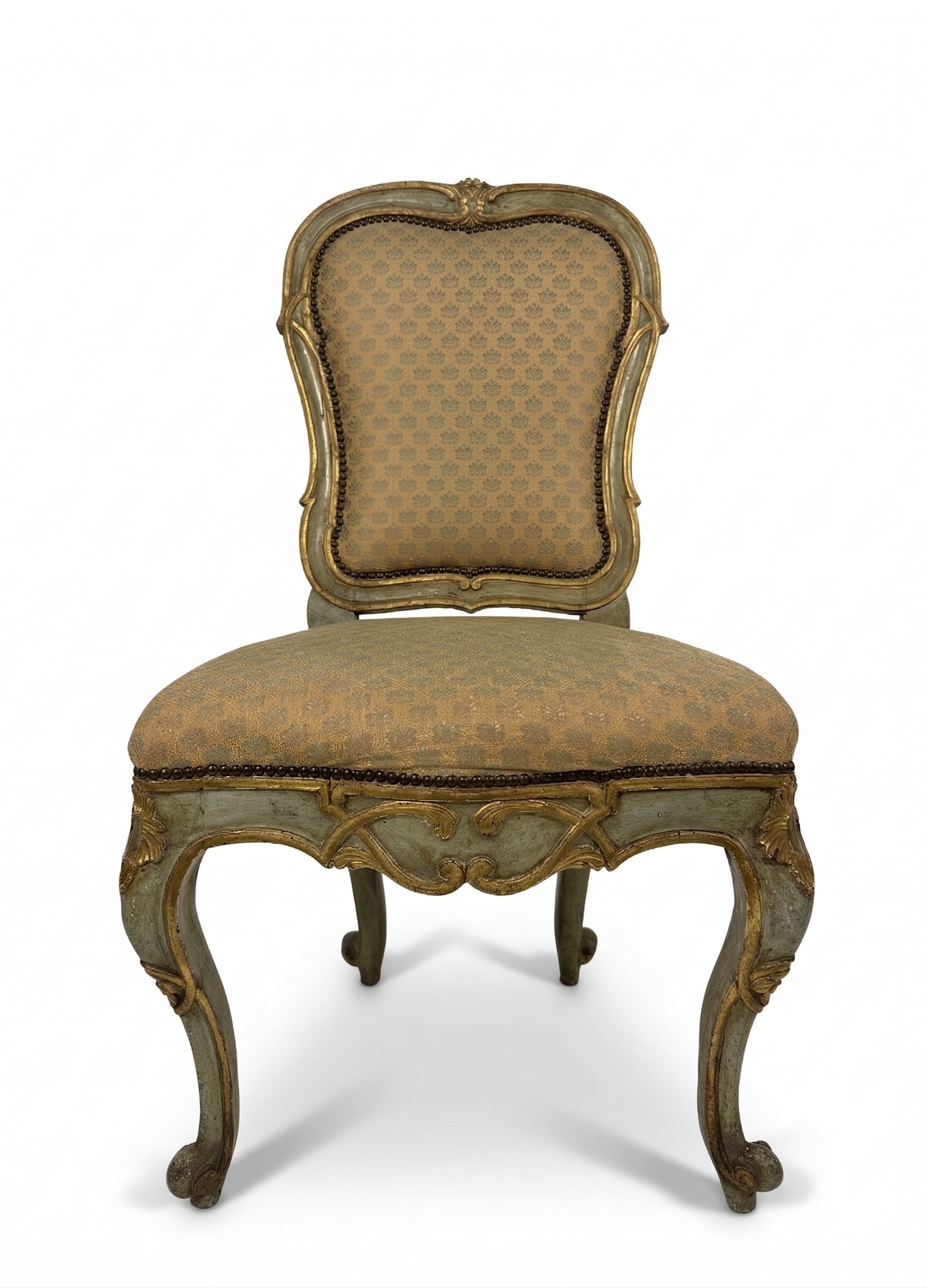 Set di nove sedie, legno laccato verde con profili dorati, XVIII secolo