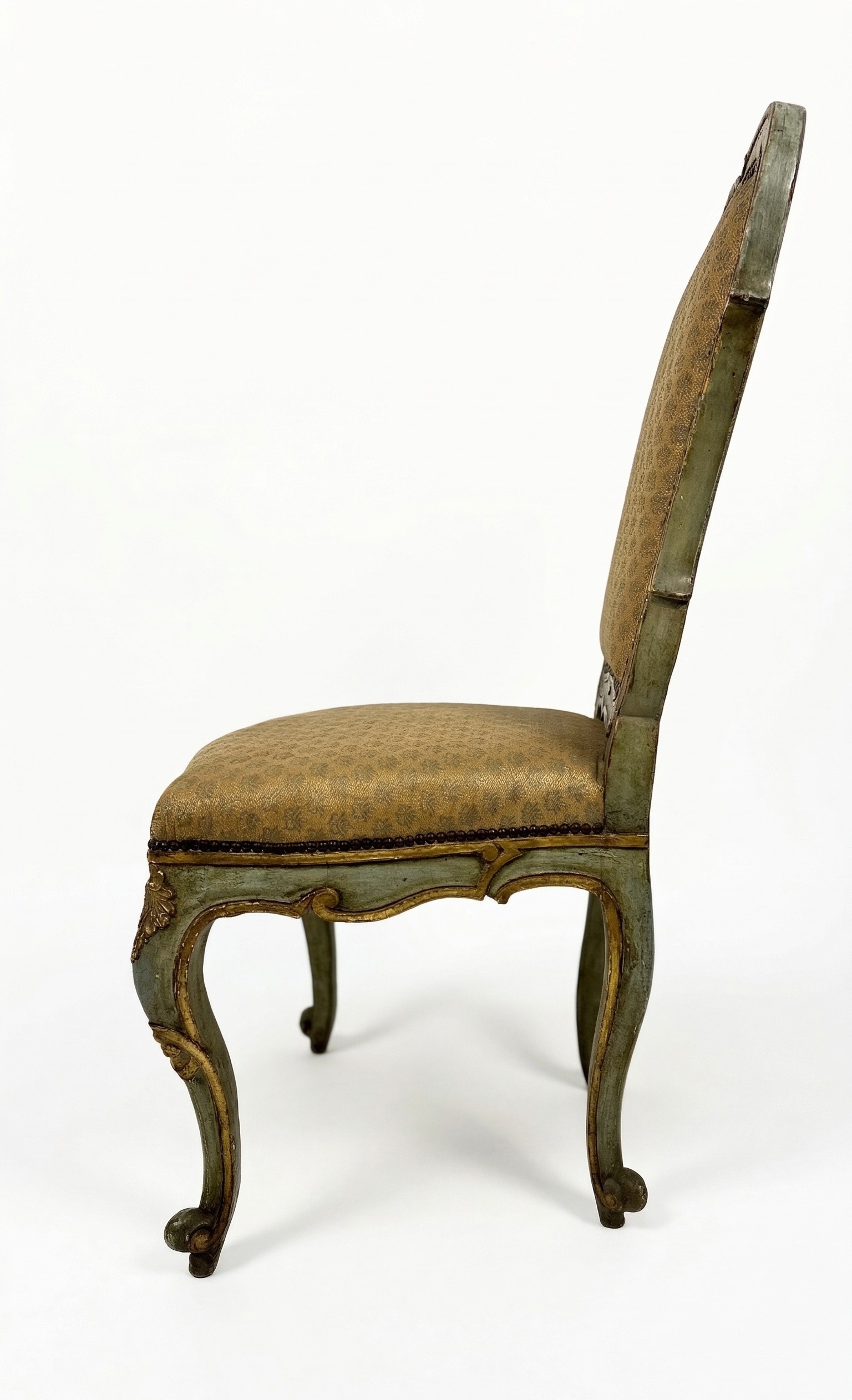 Set di nove sedie, legno laccato verde con profili dorati, XVIII secolo